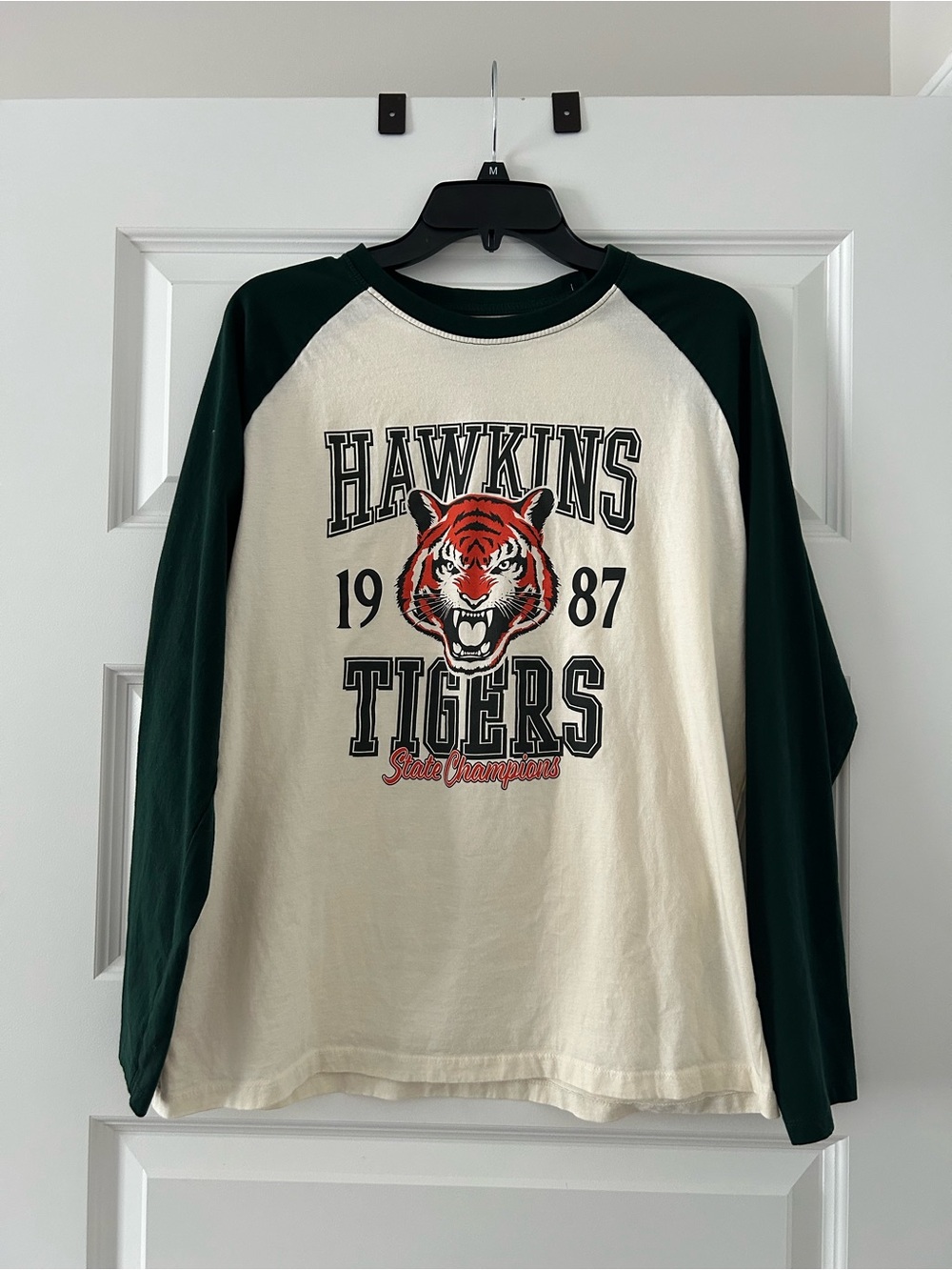 Stranger Things Hawkins Tigers 1987 Set